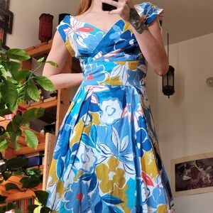 Emily and Fin Florence Blue Asilah Floral Midi Dress - Size S